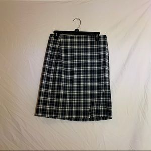 Black & White Plaid Skirt!